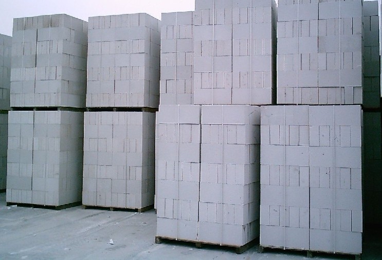 華預(yù)年產(chǎn)5萬(wàn)方加氣混凝土砌塊生產(chǎn)線 建筑材料的創(chuàng)新設(shè)備